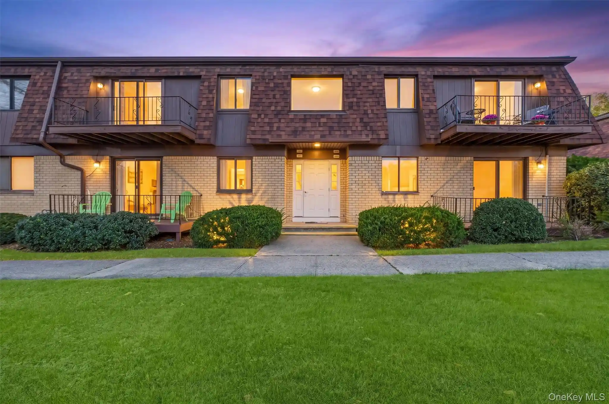 Listing Photo 1 - Condo for sale in 401 Cherry Hl Dr located at 401 Cherry Hl Dr, Poughkeepsie, NY 12603 - Unit 401 Cherry Hl Dr