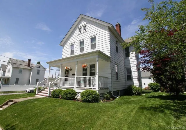 Photo 3 of Single family home for sale at 10 Park St, Wappinger, NY 12590 | MLS# 1057648 | Listing updated on 2026-10-02