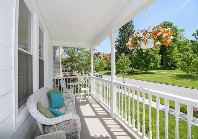 Photo 4 of Single family home for sale at 10 Park St, Wappinger, NY 12590 | MLS# 1057648 | Listing updated on 2026-10-02