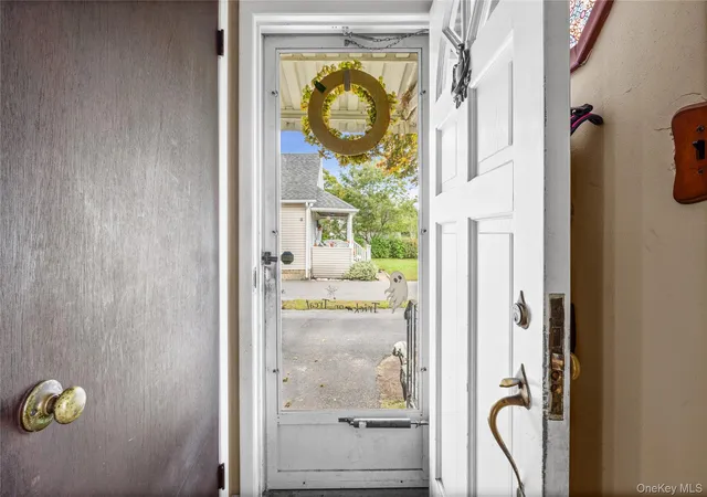 Photo 4 of Single family home for sale at 373 Oak St, Patchogue, NY 11772 | MLS# 1057657 | Listing updated on 2026-10-08