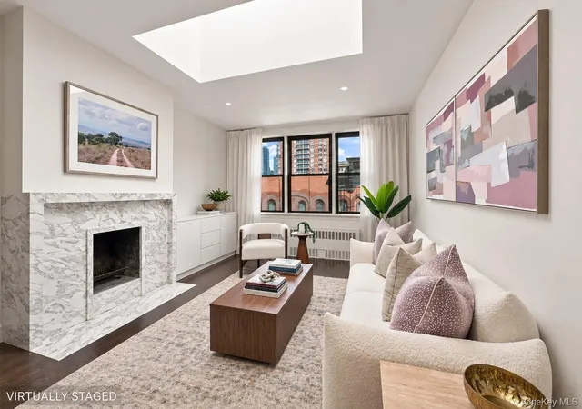 250 W 15Th St, 250 W 15Th St, New York City, NY 10011