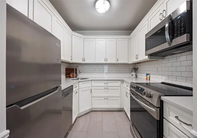 Photo 2 of Condo for sale at 38 Sussex Dr #A, Yorktown Heights, NY 10598 | MLS# 1057688 | Listing updated on 2026-10-08