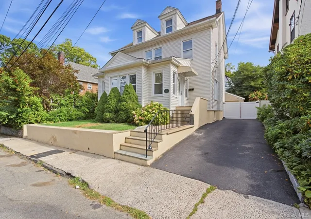 Photo 2 of Sale Pending at 10 Lattin Dr, Yonkers, NY 10705 | MLS# 1057692 | Listing updated on 2026-10-16