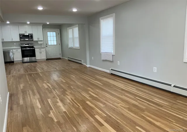 Photo 2 of Single family home for sale at 1316 6 Street, Babylon, NY 11704 | MLS# 1057705 | Listing updated on 2026-10-01