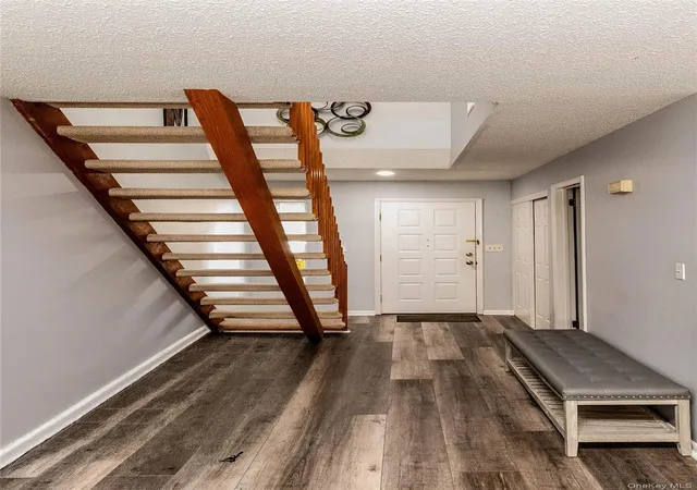 Photo 3 of Condo for sale at 82 Cornwall Cir, Yorktown, NY 10598 | MLS# 1057732 | Listing updated on 2026-10-10