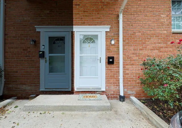 Listing Photo 2 - Condo for sale in building located at 10 Alpine Dr, Wappinger, NY 12590 - Unit #D