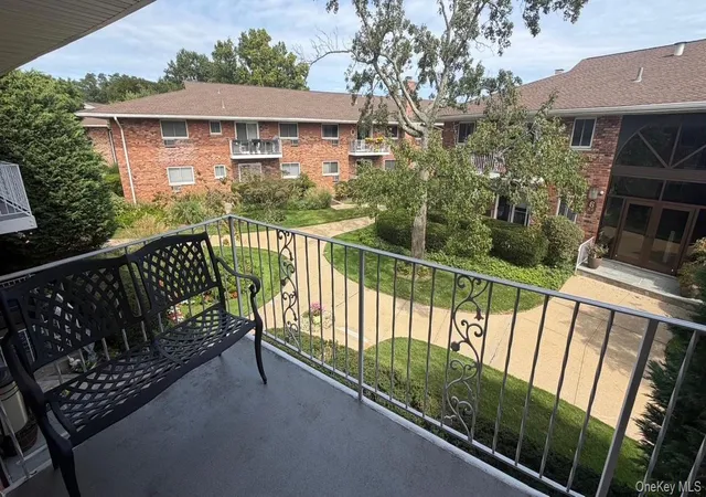Photo 2 of Condo for sale at 1 Tom’s Point Ln #15H, Port Washington, NY 11050 | MLS# 1057757 | Listing updated on 2026-10-02