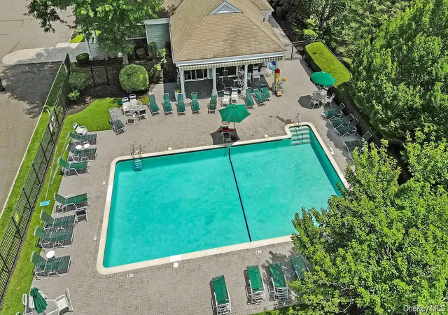 Photo 36 of Single family home for sale at 38 Mulberry Dr, Tuxedo Park, NY 10987 | MLS# 1057761 | Listing updated on 2026-10-02