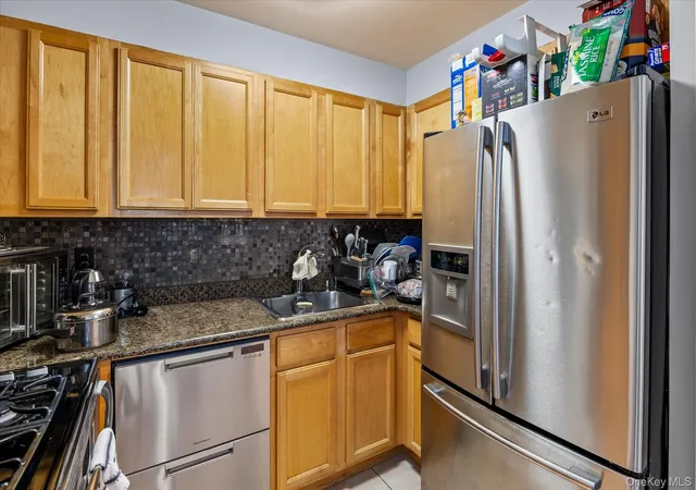 Listing Photo 5 - Condo for sale in building located at 118-82 Metropolitan Ave, New York, NY 11415 - Unit #6G