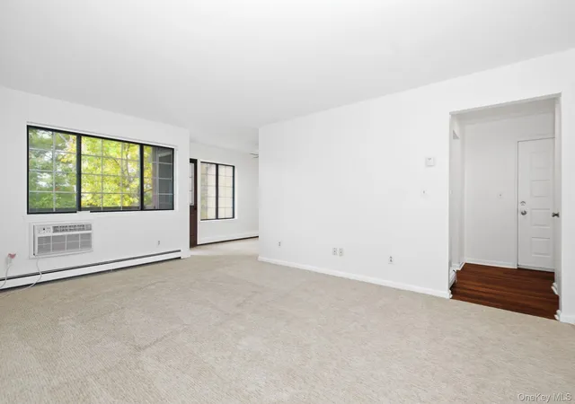 Listing Photo 5 - Condo for sale in building located at 10 Foxwood Cir, Mount Kisco, NY 10549