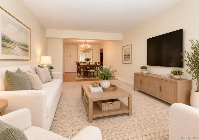 Photo 2 of House for sale at 3 Birchwood Ct #4B, Mineola, NY 11501 | MLS# 1057800 | Listing updated on 2026-10-03