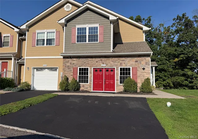 Listing Photo 1 - Condo for sale in building located at 202 Iron Forge Ln, New Windsor, NY 12553