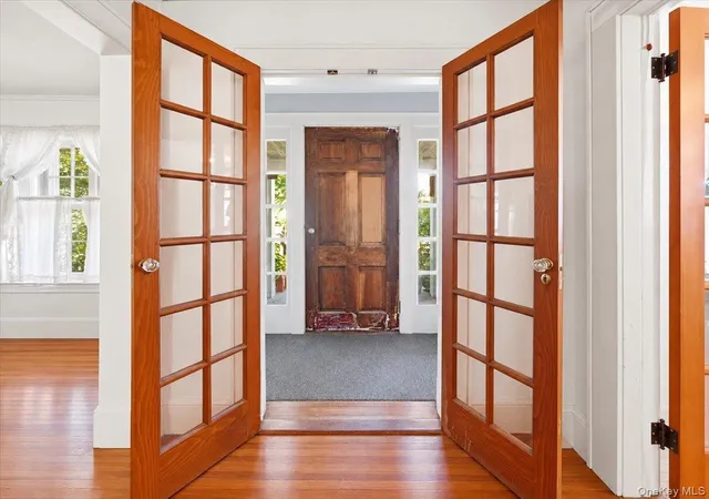 Photo 3 of Single family home for sale at 21 Sherman Ave, Rockville Centre, NY 11570 | MLS# 1057887 | Listing updated on 2026-10-10