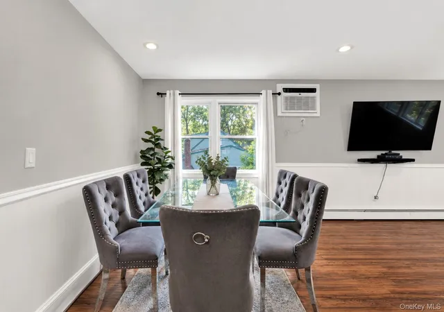Photo 4 of Single family home for sale at 45 Robinwood St, Mastic, NY 11950 | MLS# 1057912 | Listing updated on 2026-10-05