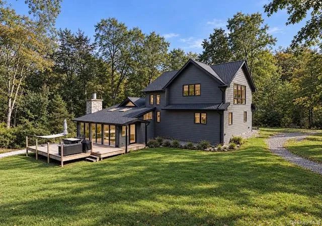Single family home for sale at 20 Ivy Rock Ln, Cornwall, NY 12553 | MLS# 1057963