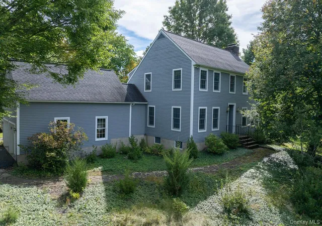Photo 3 of Single family home for sale at 122 State Route 208, New Paltz, NY 12561 | MLS# 1057984 | Listing updated on 2026-10-08
