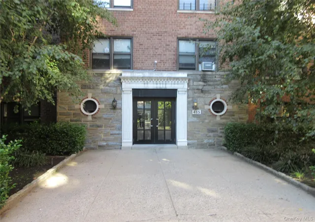 Photo 1 of House for sale at 485 E Lincoln Ave #212, Mount Vernon, NY 10552 | MLS# 1058043 | Listing updated on 2026-10-03