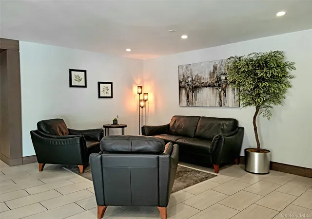 Photo 3 of House for sale at 505 Central Ave #305, White Plains, NY 10606 | MLS# 1058097 | Listing updated on 2026-10-16