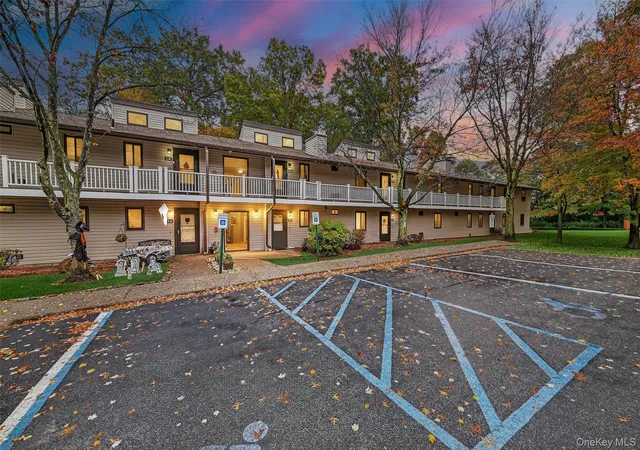 Listing Photo 3 - Condo for sale in building located at 41 Berwynn Rd, Monroe, NY 10926 - Unit #2D