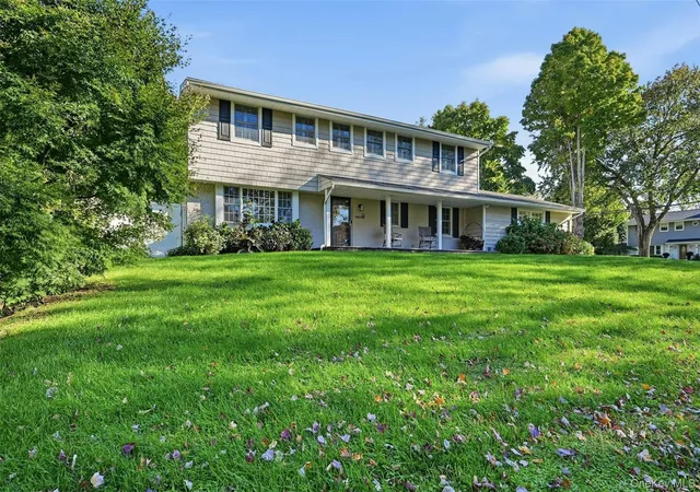 Photo 1 of Single family home for sale at 42 Marie Dr, Huntington, NY 11743 | MLS# 1058133 | Listing updated on 2026-10-08