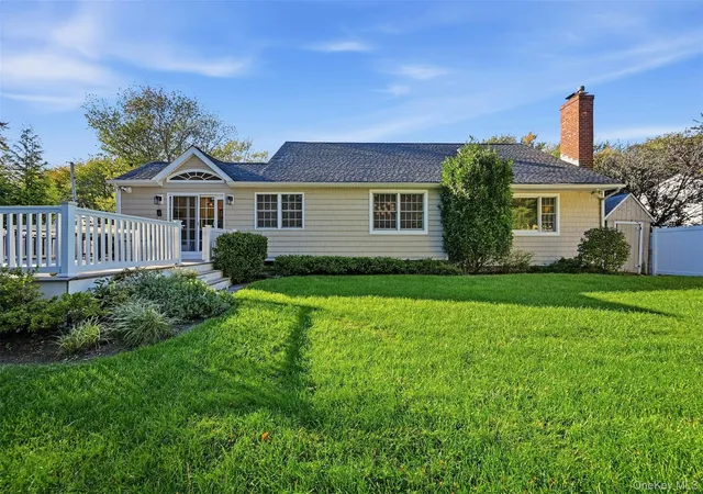 Photo 4 of Single family home for sale at 42 Marie Dr, Huntington, NY 11743 | MLS# 1058133 | Listing updated on 2026-10-08