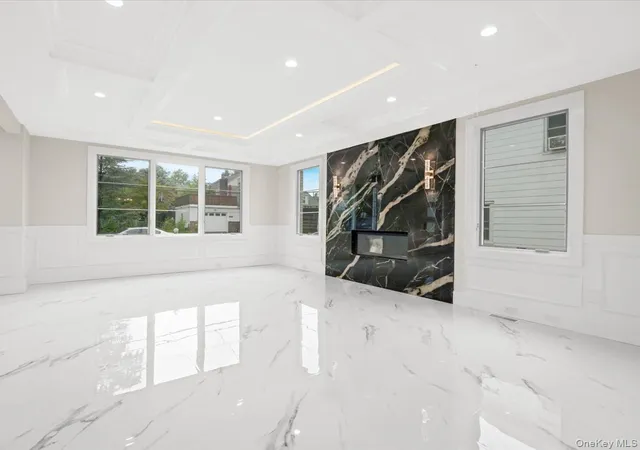 Photo 4 of Single family home for sale at 7 Floyd, North Hempstead, NY 11024 | MLS# 1058139 | Listing updated on 2026-10-06