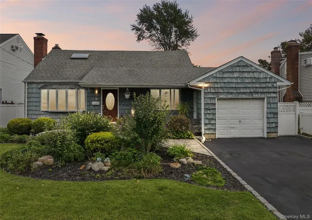 Photo 1 of Single family home for sale at 143 Deer Lake Dr, Babylon, NY 11703 | MLS# 1058142 | Listing updated on 2026-10-10