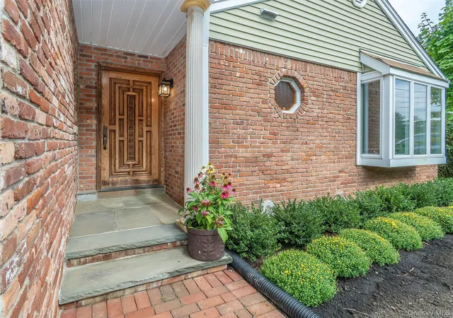 Photo 2 of Single family home for sale at 24 Downing Ave, Oyster Bay, NY 11579 | MLS# 1058156 | Listing updated on 2026-10-06