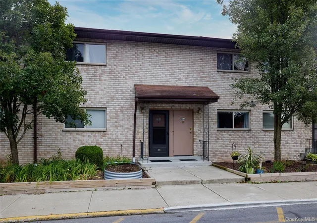 Condo for sale at 26 Cooper Rd #205, Poughkeepsie, NY 12603 | MLS# 1058201