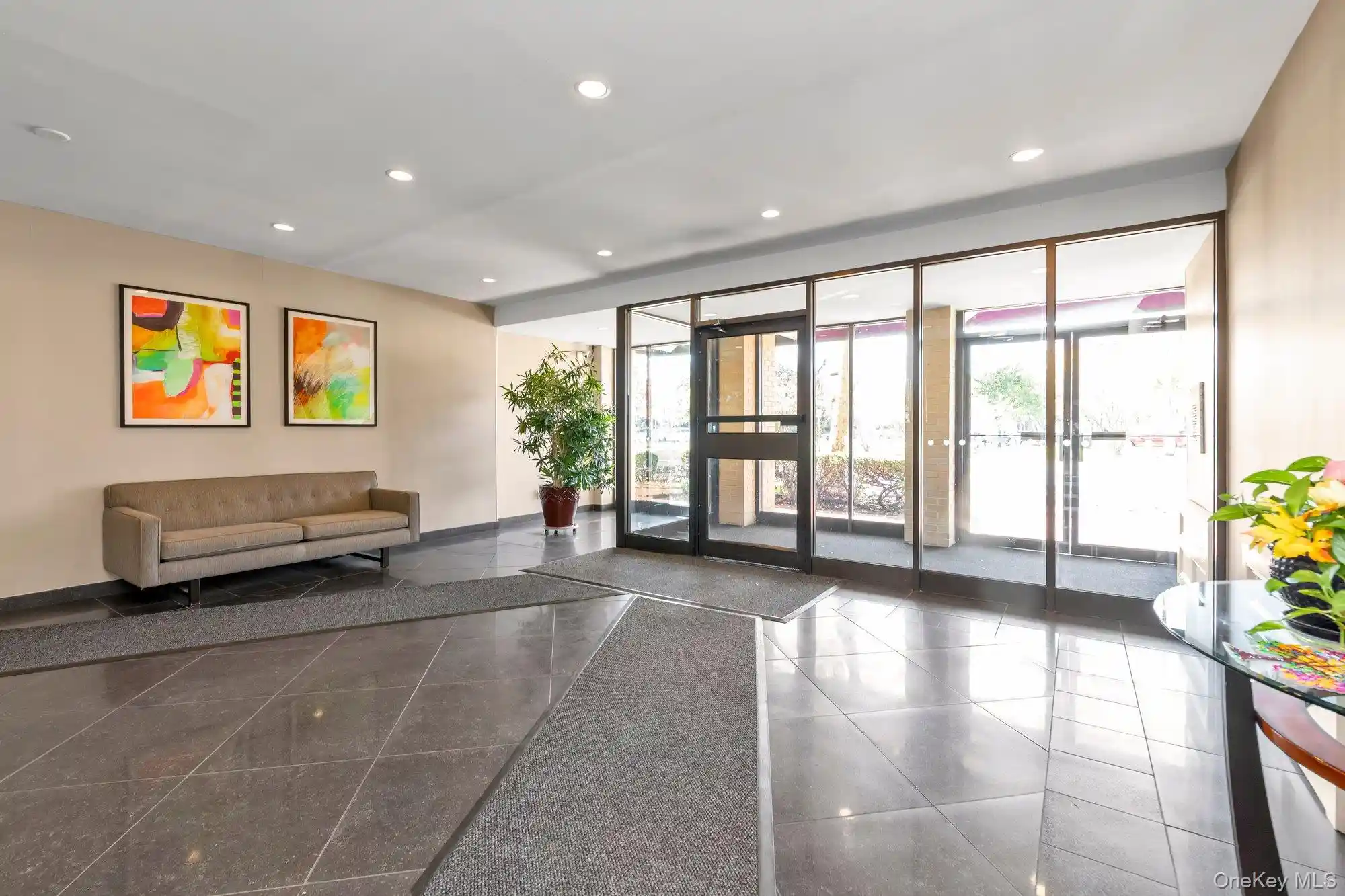 Listing Photo 12 - Condo for sale in 1 Birchwood Ct located at 1 Birchwood Ct, Mineola, NY 11030 - Unit #3B