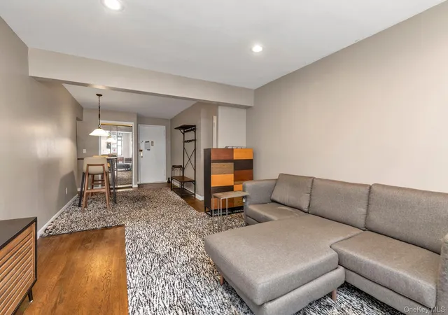 Listing Photo 3 - Condo for sale in building located at 1 Birchwood Ct, Mineola, NY 11030 - Unit #3B