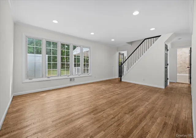 Photo 3 of Single family home for sale at 40 Newkirk Rd, Yonkers, NY 10710 | MLS# 1058293 | Listing updated on 2026-10-08
