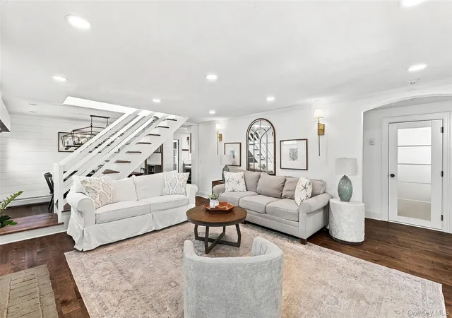 Photo 3 of Single family home for sale at 3 Garden Dr, Rye City, NY 10580 | MLS# 1058309 | Listing updated on 2026-10-08