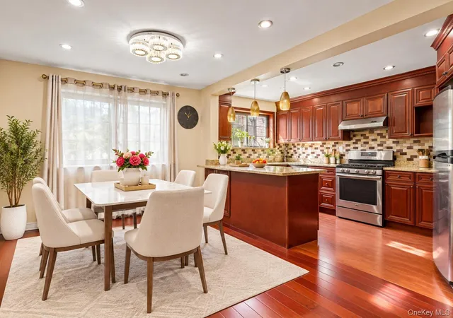 Photo 4 of Single family home for sale at 4826 63rd Street, New York, NY 11377 | MLS# 1058331 | Listing updated on 2026-10-08