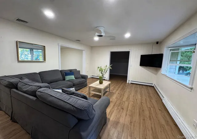Photo 4 of Single family home for sale at 531 Brookhaven Ave, Southampton, NY 11901 | MLS# 1058360 | Listing updated on 2026-10-05