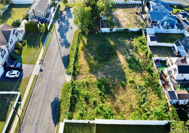 Photo 4 of Land for sale at 485 Lot B 42nd St, Babylon, NY 11757 | MLS# 1058379 | Listing updated on 2026-10-06