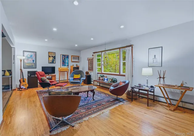 Photo 3 of Single family home for sale at 5 Stonehedge Ave, New Paltz, NY 12561 | MLS# 1058398 | Listing updated on 2026-10-09