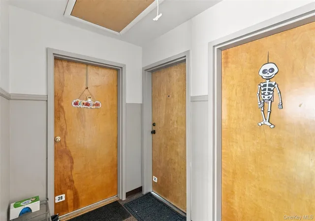 Photo 4 of Sale Pending at 810 Blooming Grv Turnpike #31, New Windsor, NY 12553 | MLS# 1058428 | Listing updated on 2026-10-30