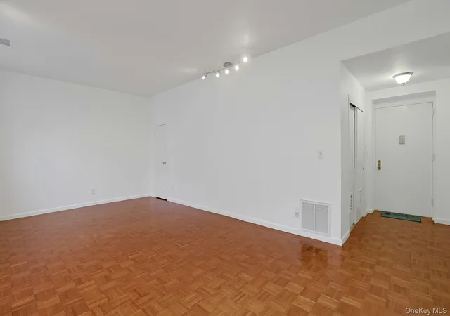 Photo 4 of Condo for sale at 1250 North Ave #204, New Rochelle, NY 10804 | MLS# 1058450 | Listing updated on 2026-10-10
