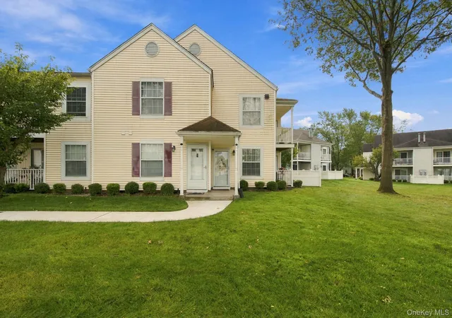 Photo 1 of Condo for sale at 100 Fairview Cir, Brookhaven, NY 11953 | MLS# 1058486 | Listing updated on 2026-10-07