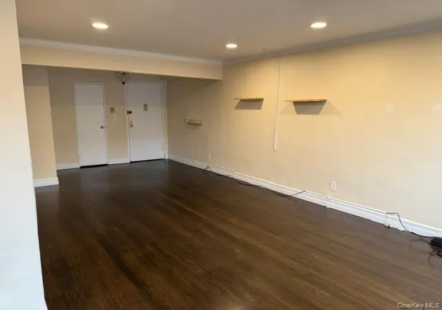 Listing Photo 2 - Condo for sale in building located at 3 Birchwood Ct, Hempstead, NY 11501 - Unit #4M