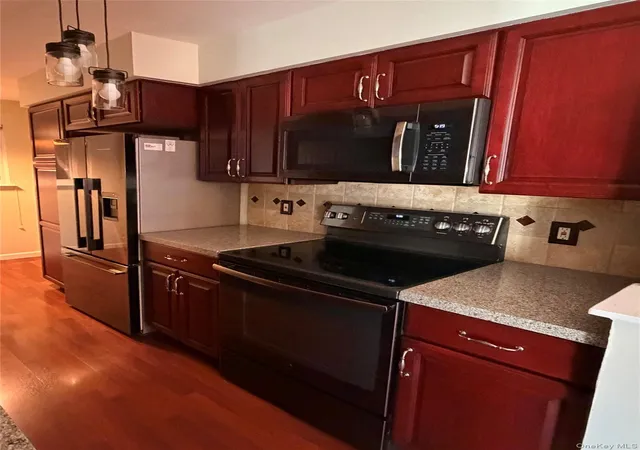Photo 2 of Condo for sale at 136 Sycamore Dr, Middletown, NY 10940 | MLS# 1058492 | Listing updated on 2026-10-07