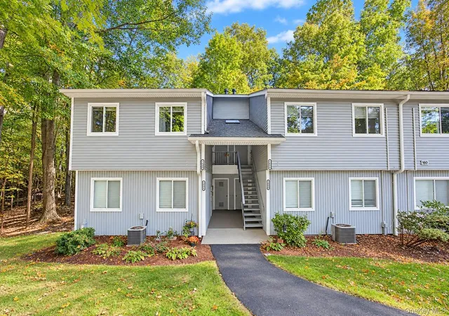 Photo 1 of Condo for sale at 160 Carriage Ct #D, Yorktown, NY 10598 | MLS# 1058502 | Listing updated on 2026-10-09