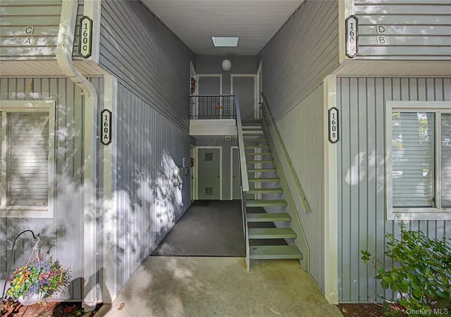 Photo 2 of Condo for sale at 160 Carriage Ct #D, Yorktown, NY 10598 | MLS# 1058502 | Listing updated on 2026-10-08