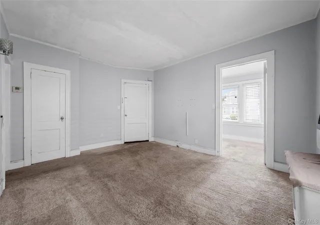 Listing Photo 4 - Condo for sale in building located at 231-08 Mentone Ave, New York, NY 11413
