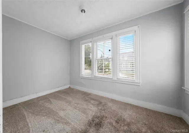 Listing Photo 5 - Condo for sale in building located at 231-08 Mentone Ave, New York, NY 11413