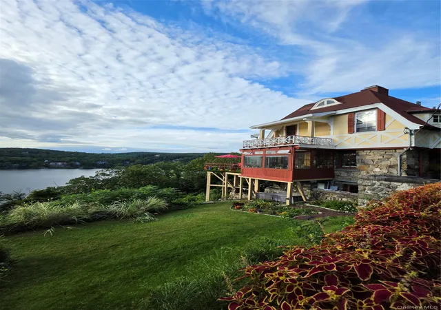 Photo 3 of Single family home for sale at 44 Tower Hl Loop, Tuxedo, NY 10987 | MLS# 1058529 | Listing updated on 2026-10-07
