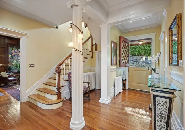 Photo 4 of Single family home for sale at 44 Tower Hl Loop, Tuxedo, NY 10987 | MLS# 1058529 | Listing updated on 2026-10-07