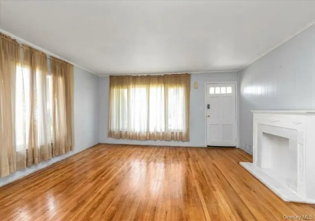 Photo 2 of Single family home for sale at 328 Glen Rd, Hempstead, NY 11552 | MLS# 1058555 | Listing updated on 2026-10-08