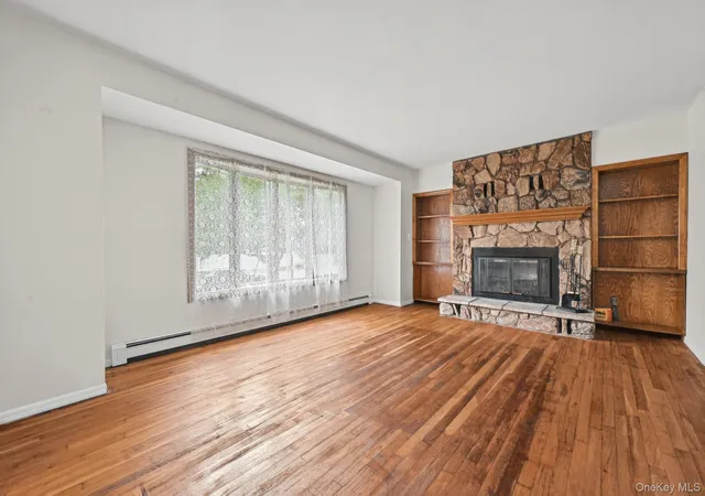 Photo 4 of Single family home for sale at 3 Alamo Dr, Brookhaven, NY 11738 | MLS# 1058567 | Listing updated on 2026-10-07